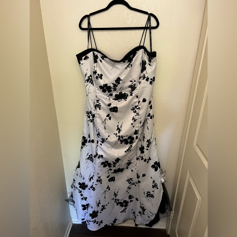 Formal Gown Size 26